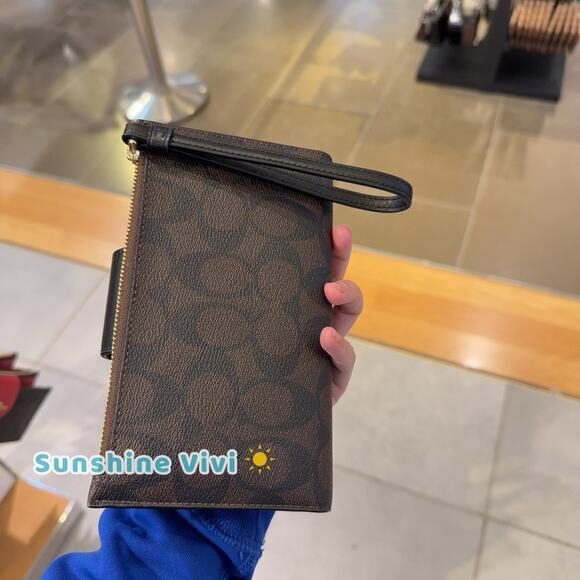 NWT COACH Tech Wallet in Colorblock Signature Canvas C2874 BROWN/BLACK - Picture 3 of 4